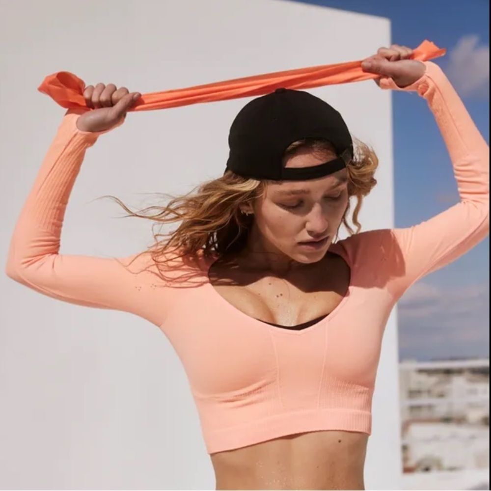 Free People Movement Good Karma Long sleeve Crop Layer XS/S